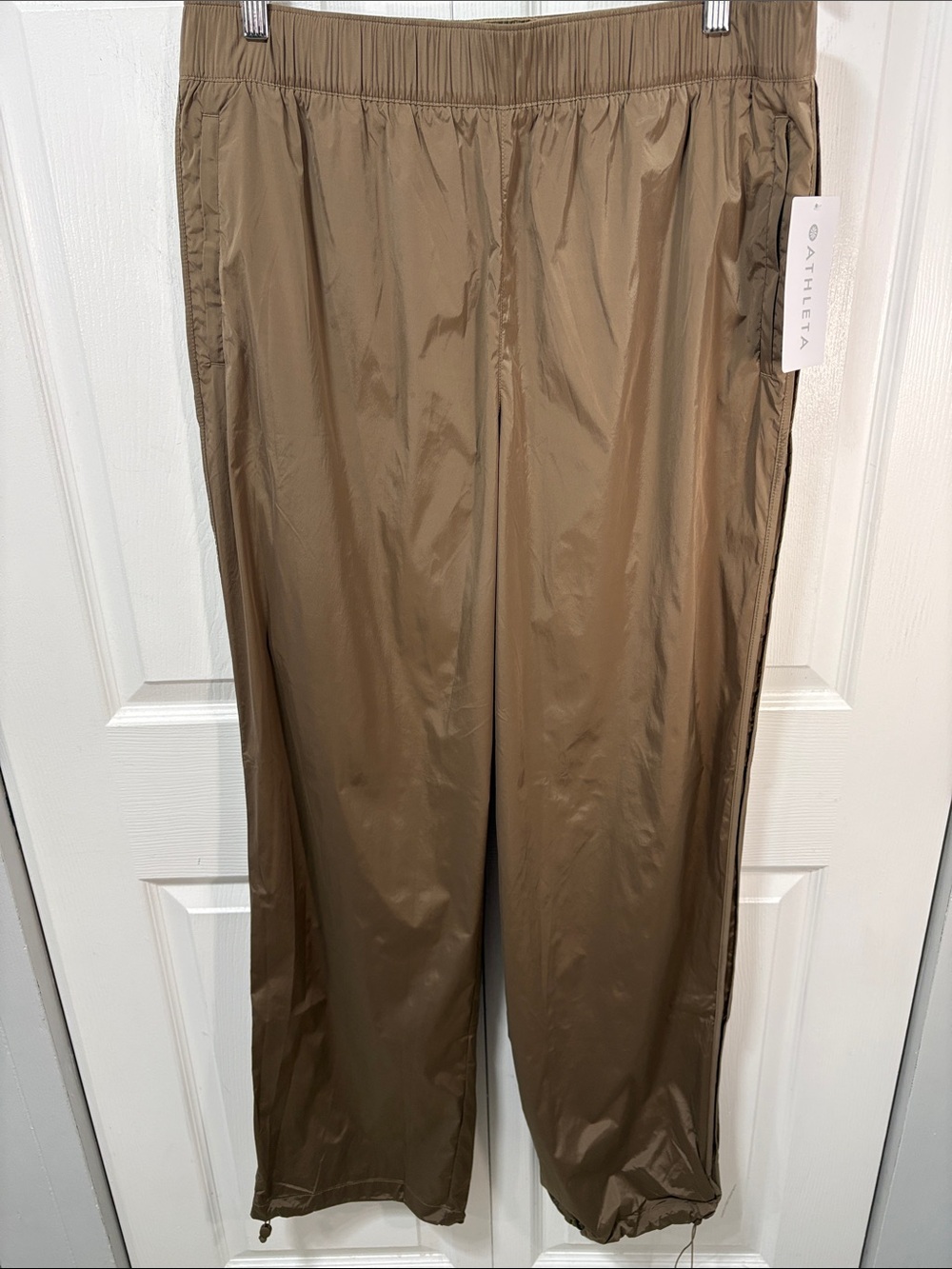 Athleta Men's Brown Lightweight track Pants NWT - Picture 3 of 10